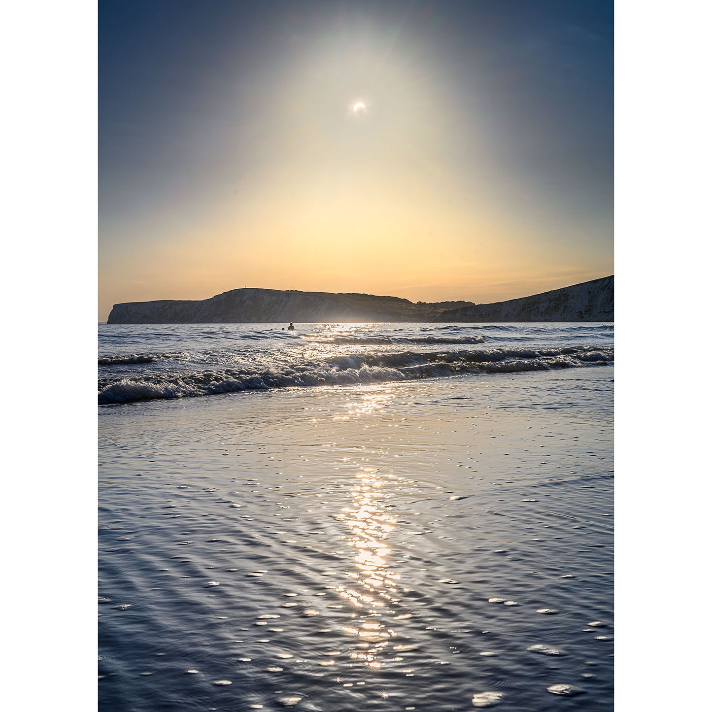 Partial Eclipse, Compton Bay