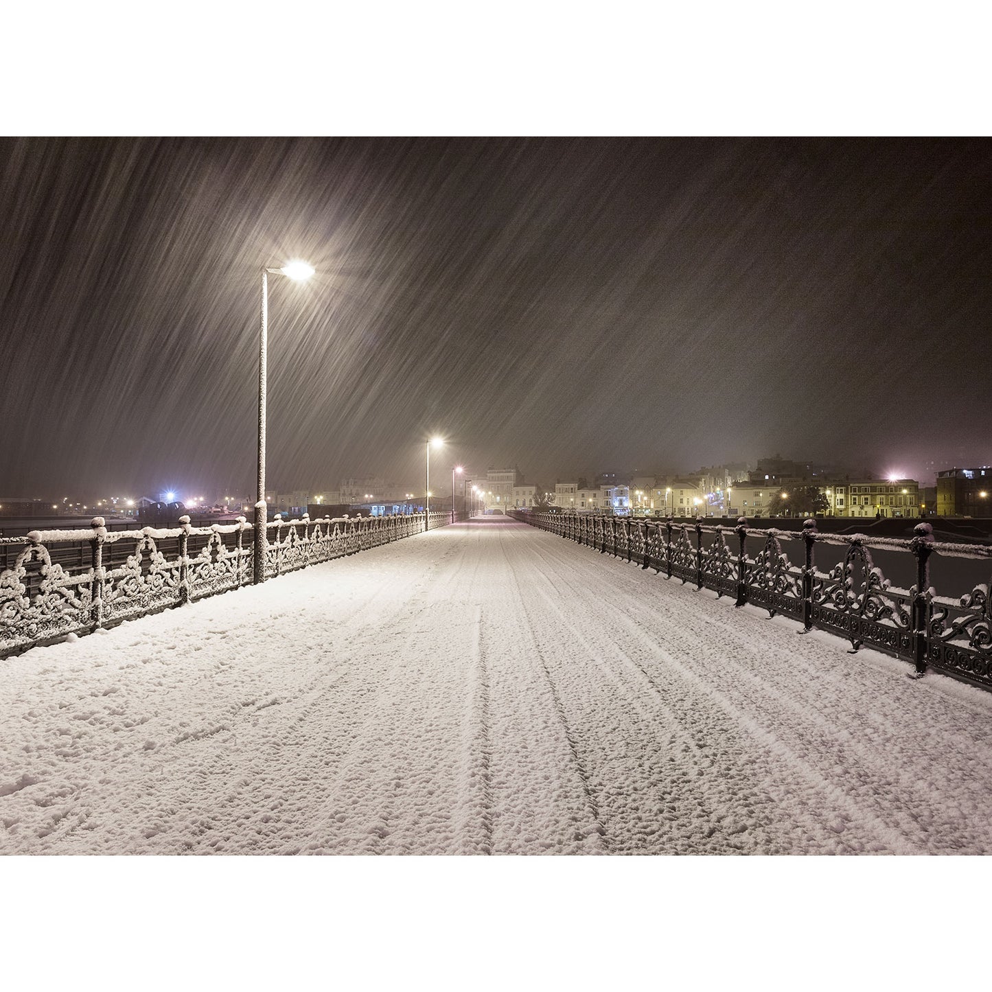Ryde Pier in the snow