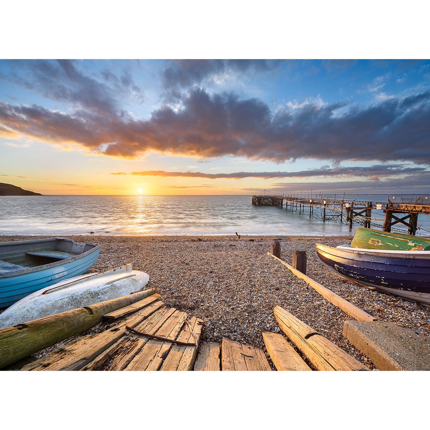 Totland - Available Light Photography